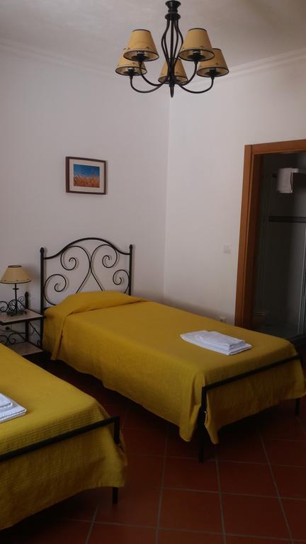 Maison d'hôtes Quinta Da Fonte Do Lugar à Vera Cruz de Marmelar Extérieur photo