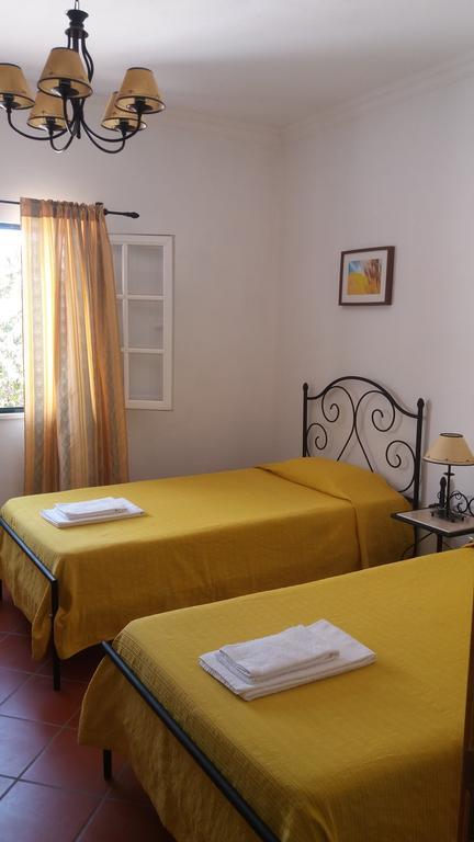 Maison d'hôtes Quinta Da Fonte Do Lugar à Vera Cruz de Marmelar Extérieur photo